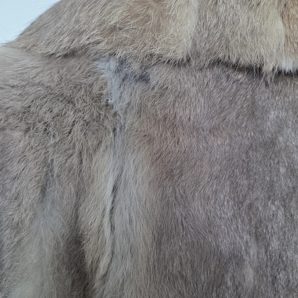 Vintage Opera Genuine Fur Coat – Taupe/Brown Quilted Satin Lining Size Medium - Picture 11 of 16